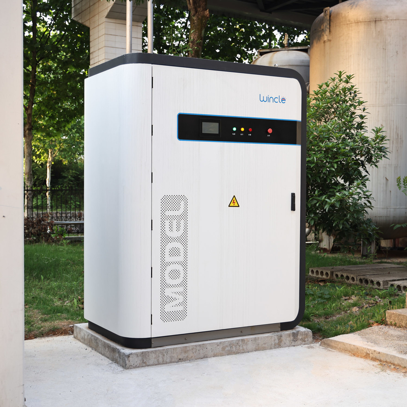 Système de stockage d'énergie OEM ODM Charge déséquilibrée 100% 380VAC avec certificat IEC En FCC Un