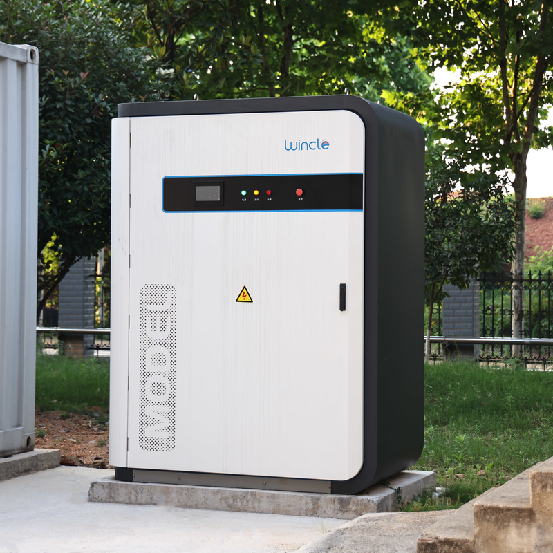 Système de stockage d'énergie OEM ODM Charge déséquilibrée 100% 380VAC avec certificat IEC En FCC Un
