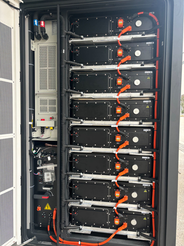 Tout en un 96kwh système de refroidissement liquide de stockage d'énergie