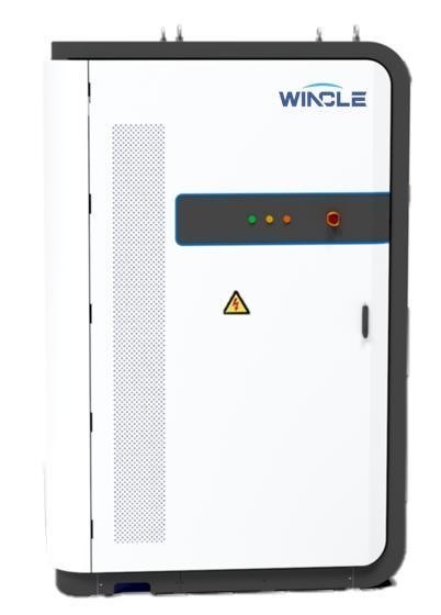 Système de stockage d'énergie de refroidissement liquide hautement intégré de 192 KWh 120 KW Inverteur pour station de recharge