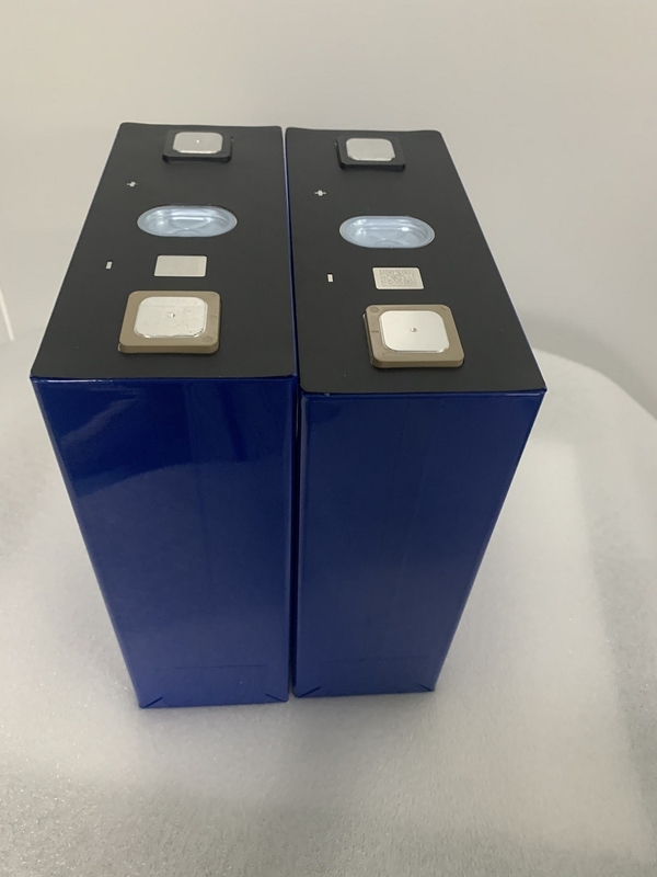 280ah Cellule de batterie LiFePO4 pour le stockage d'énergie industrielle et commerciale de grande capacité