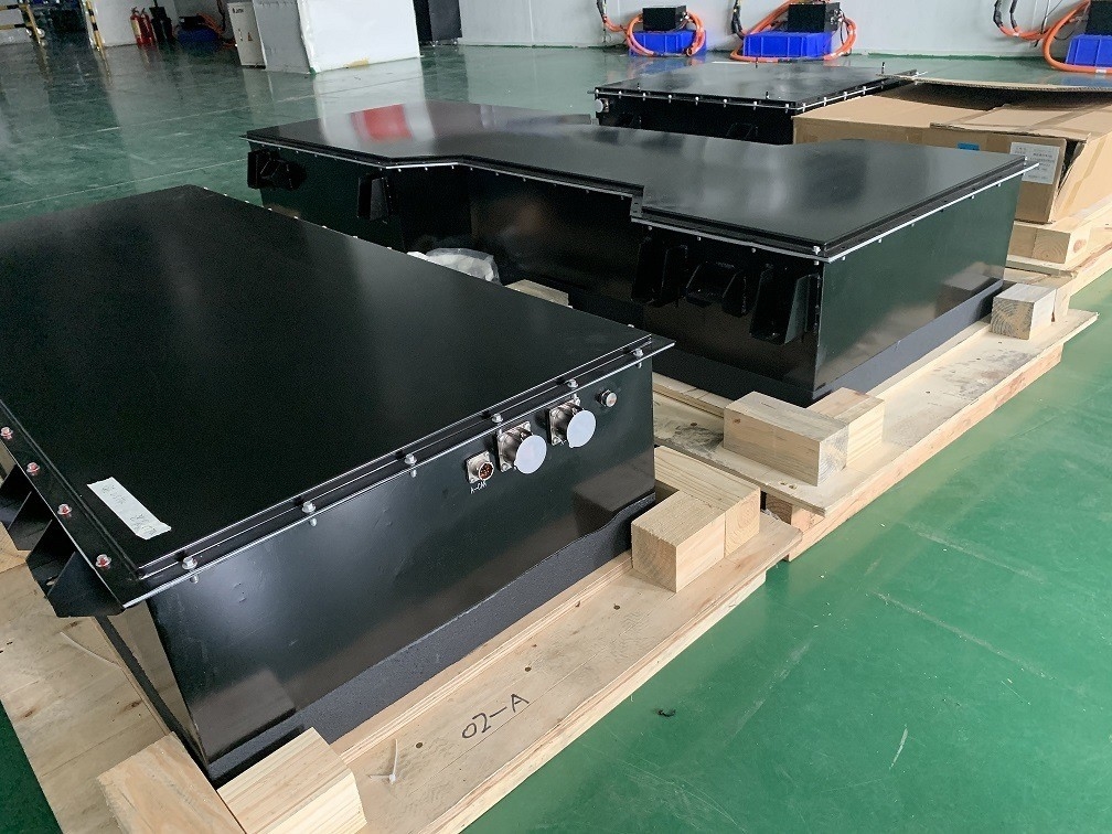 ECE R100 batterie spéciale pour véhicule 120,96 kWh batterie lithium-ion pour camion balayeur électrique